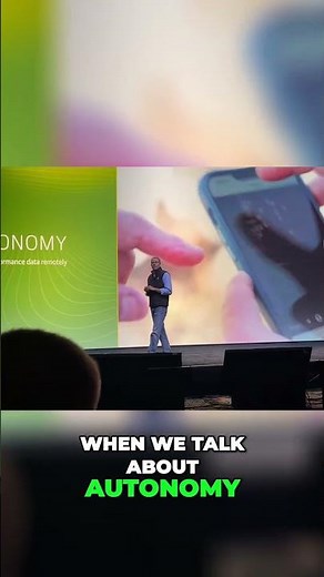 John Deere's AI Tractor: Full Farm Autonomy!