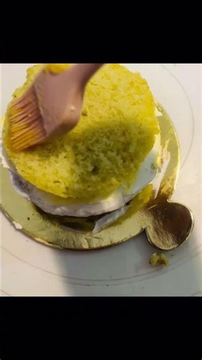 ज़िंदगी का पहला केक, मेरी माँ के नाम। ❤️ | My First Cake Video