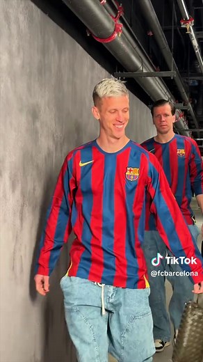 Ronaldinho Drip: FC Barcelona Nike Football Style