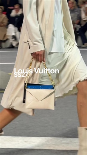 @Louis Vuitton SS27 🤍 #cultedpfw #louisvuitton #ss27 #fashiontok #runway