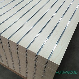 [Hot Item] Slotted Slatwall Melamine MDF Board Usage for Shop Display