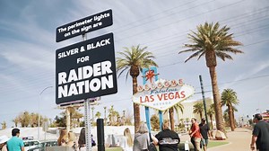 An iconic sign and an inconic team. The Raiders turned the famous Welcome to Las Vegas sign Silver & Black to kick off the 2022 NFL Draft week! | Las Vegas Raiders