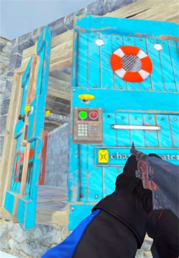 I went deep on a loaded farm base 🥱 #rust #rustgame #rustsolo #rustdeep #rustgameplay