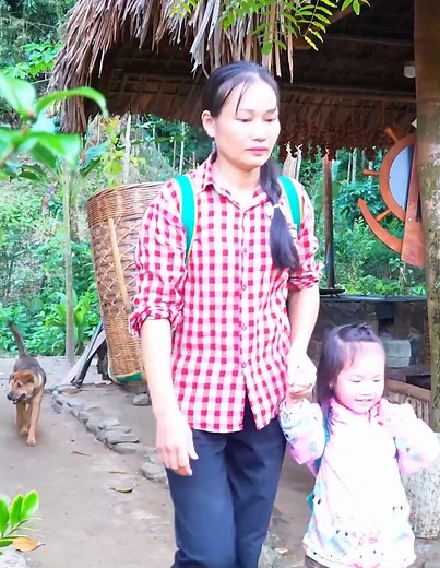 2.1K views · 50 reactions | On a desolate island, Ly Phuc An caught enormous fish by himself and sold them for a profit 007 | Life Naturals | Facebook