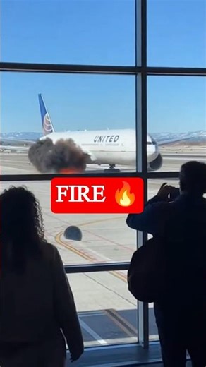 Boeing 777 Engine Disaster Footage 😱#shorts #enginefire #planeemergency #aviation #shortsvideo