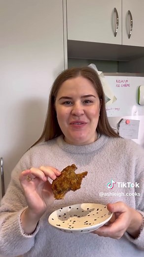 Ultimate Crispy Beef Cutlets with Garlic Tomato Pasta