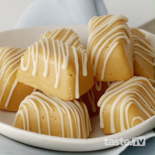 3.3K views · 814 reactions | Caramilk. Fudge. And you only need five ingredients to make it.  https://www.taste.com.au/recipes/easy-caramilk-fudge-recipe/m1zjyq5c | Taste.com.au | Facebook