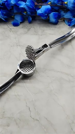 Choko Choklet Press: ASMR Chocolate Melting Experience