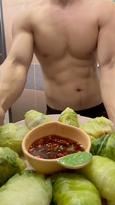 💍They say— Marriage is a woman’s biggest turning point⚖️ We can’t change the family we were born into, but marriage is the only chance to reset life. (Yes, you can divorce and remarry💔 but a woman’s youth isn’t unlimited🫠) Marry well, and you rise like a queen👑 Loved, protected, living every day like a real person✨ Marry wrong… Well… better not say it out loud😶 You know the rest👀💀 So— Marriage isn’t the finish line, it’s the beginning of another journey🕯️ 💬What do you think— Marriage: s