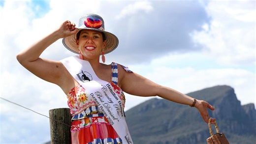 Pic gallery: Dunkeld Cup Day in pictures