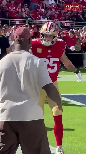 Looks like George Kittle was happy to see Vernon Davis 🤣 | NBC Sports Bay Area