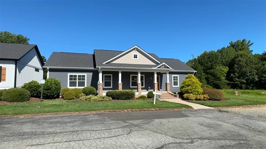 Sparta by Nationwide Homes | 3 bed, 2 bath prefab house tour