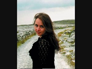 Bean Phaidin, Lasairfhiona Ni Chonaola(360p_H.264-AAC)