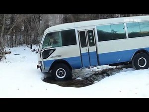 Toyoya Coaster bus 4WD