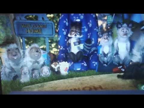 Over the hedge - animals watching T.V.