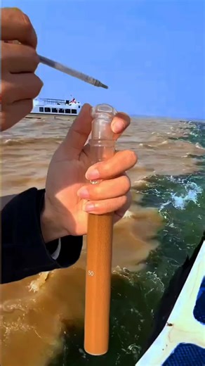 When the Atlantic and Pacific Oceans Meet: A Fascinating Phenomenon