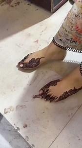 400K views · 6.4K reactions | My artist mehndi lagwany k liy hom sarvice available contact | Bridal mehndi artist mehndi lagwany k liy concat Cal watsop number 03044904 | Facebook