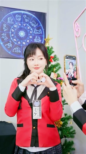 The School Queen's Accidental Selfie 📸 #KATTeam #KATSchool #messyclassroom #schooldrama #twist