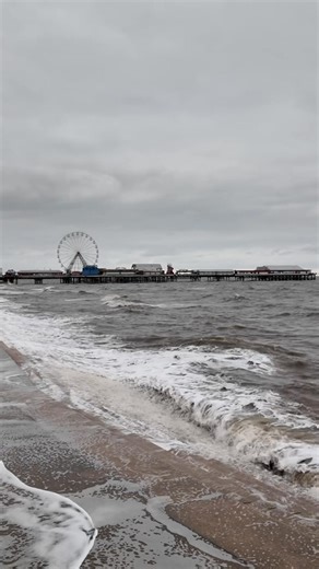 Nine metre high tide | A Walk on the Wild Side - Blackpool YouTuber