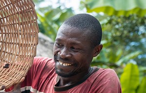 Fairtrade Family Portrait Episode 2: Sidie's Story - What is Fairtrade Minimum Price? - Fairtrade Schools