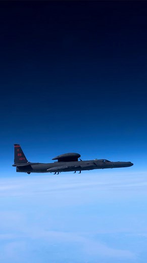 19K views · 689 reactions | U-2 Spy Plane: Cockpit View At 70,000 Feet | US Military News | Facebook