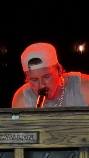 Morgan Wallen - Sand in My Boots Live at Death Valley Clemson