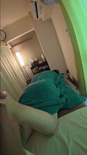 【快感】足裏の老廃物を一気に削り出す「ゴリゴリ音」がクセになる #ASMR #足もみ #寝落ち #LOOP式 #起業 #リラクゼーション #癒やし #ショート動画