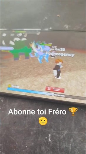 on attend le boss pokémon Roblox 🫡🔥 #abonnetoi #roblox #pokemon