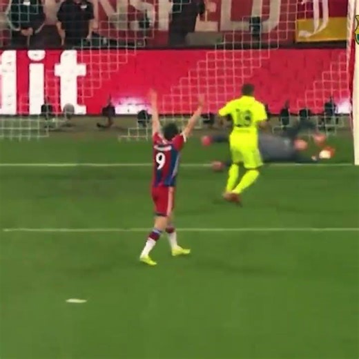 Such an underrated legend #football #memes #fcbarcelona #terstegen #laliga #ucl #goalkeeper #legend