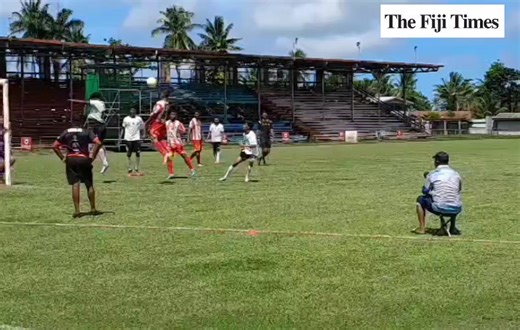 SPORTS | Football action between Suva and Labasa during their Digicel Fiji Premier League match at Ratu Cakobau Park in Nausori. 📽 JONACANI LALAKOBAU #TimesSports #FijiNews #FijiFootball | The Fiji Times