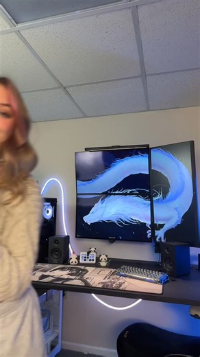 lindsey ♡ on Instagram: "pc priority upgrades #Lindseyszn #Techtok #techbaddie"