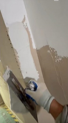 How to Wall Putty First Coat Perfect Finish Corner #shots #satisfying