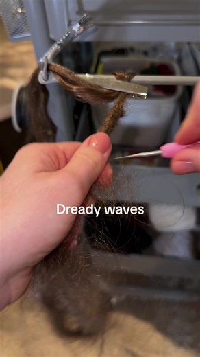 Dreadlock Tutorial: Creating Synthetic Dreadlocks