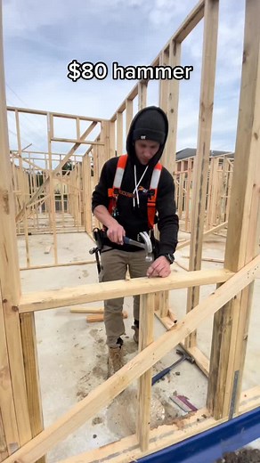 This time with 75mm framing nails #hammer #hammerchallenge #estwing #carpentry #carpentersoftiktok #tradiesoftiktok #carpentrylife #toolsinaction #fyp #tradie #tradielife #carpentrylife #framer #tools #hammertime #construction