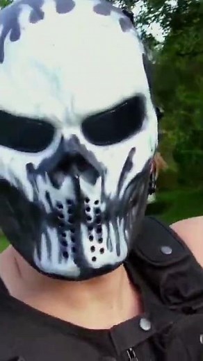 what's inside of an alien head?