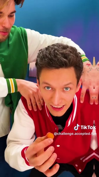 Rolling Candy Challenge - Prank and Fun with Friends!