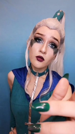 Winx Club Icy Cosplay - Trix Transformation