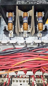 15K views · 78 reactions | #limpiador #contactos #fusibles #electricos #contactcleaner | El Electricista | Facebook