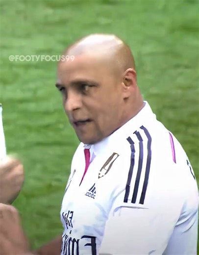 Roberto Carlos vs Marcelo: Long Passing Skills Comparison