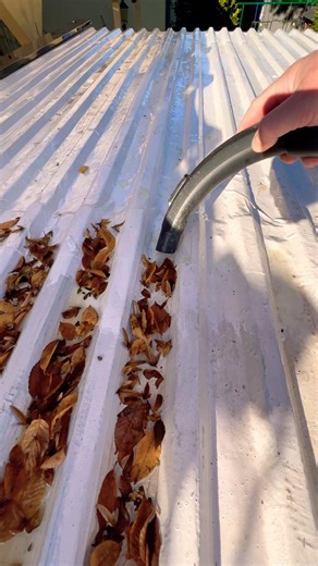 How does a vacuum cleaner work? #how #vaccumcleaner #vacuum #cleaner #cleaning #clean #work #job