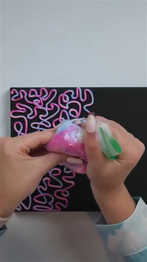 I Tried Squigg Art! | HopeScope