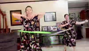 202K views · 10K reactions | Good morning to all! Here's my mother in-law, 64y.o., first time maghulahoop, ang bilis nya natuto! imagine after an hour marunong na. Kaya kayang-kaya nyo din to mommies! Galaw-galaw para di maagang pumanaw 殺 #GladysHulahoopChallenge #hulahoopmommies | Gladys Reyes | Facebook
