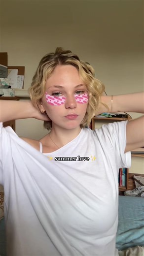 Lily Brooks O'Briant - Summer Love Song Review