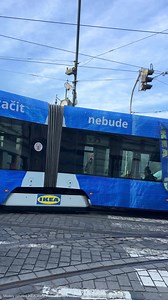 202K views · 1.6K reactions |  ️ Cink, cink. Víte, proč jsou na IKEA tramvajích hned tři MODRÉ tašky? Protože jedna na všechny vaše nákupy stačit nebude. V IKEA nyní najdete 5 991 produktů s nově sníženou cenou. | IKEA | Facebook