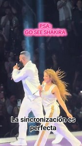 Shakira toda una artista completa. #LMYNLWorldTour #lasmujeresyanolloran #shakira #lomejorparati | Rospy CB