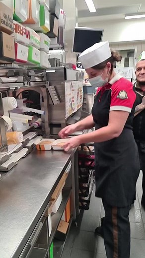 Fast Food Preparation Techniques in a Commercial Kitchen