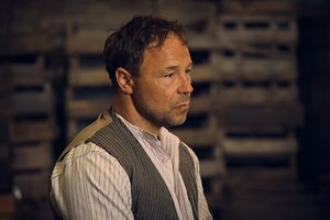 Peaky Blinders gives fans first glimpse of Stephen Graham in season six teaser