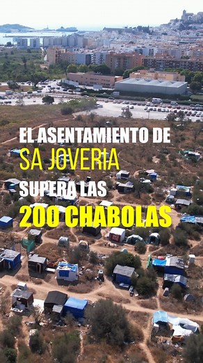 69K views · 616 reactions | El campamento de sa Joveria, junto al Recinto Ferial, supera ya las 200 infraviviendas con cerca de 500 residentes. ️ El mayor asentamiento de la isla crece sin servicios básicos ni agua corriente.  Mira las imágenes aéreas en nuestro vídeo y lee la noticiacompletaen nuestra web. | Diario de Ibiza | Facebook