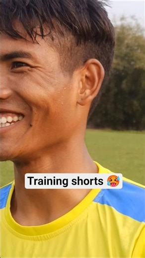 training shorts 🥵 #trainingshorts #foodballshort #1croreviews #viralshorts #vairalvideo