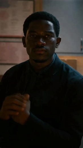 ne te mêle pas de pas de l'avis des gens et continue de travailler pour tes objectifs. abonne-toi , republie et partage mes vidéos ça fais toujours plaisir 😊. #franklin #franklinsaint #snowfall #motivation #fyp